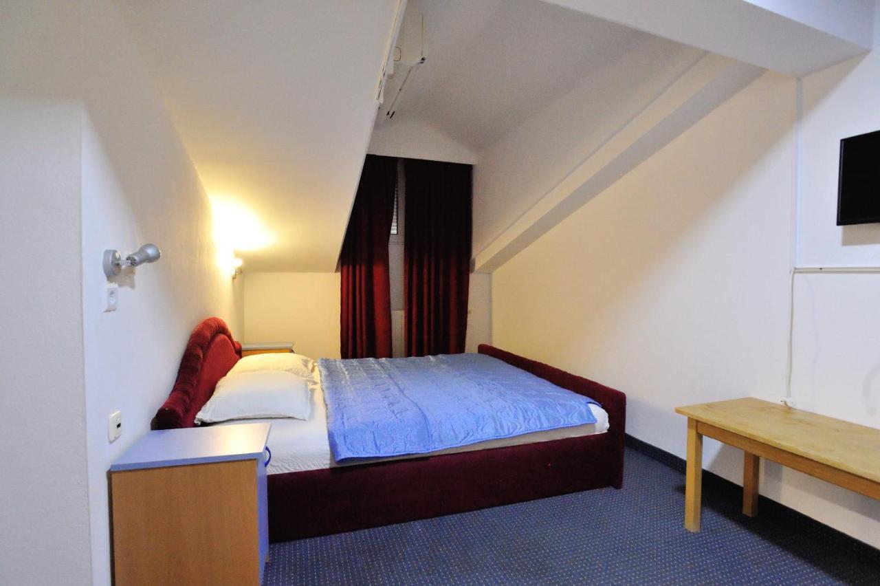 Hotel Lav Neum Esterno foto