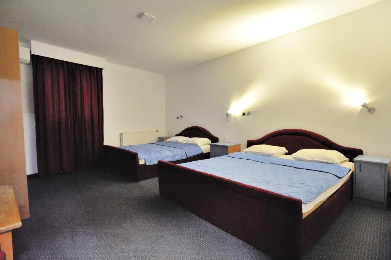 Hotel Lav Neum Esterno foto