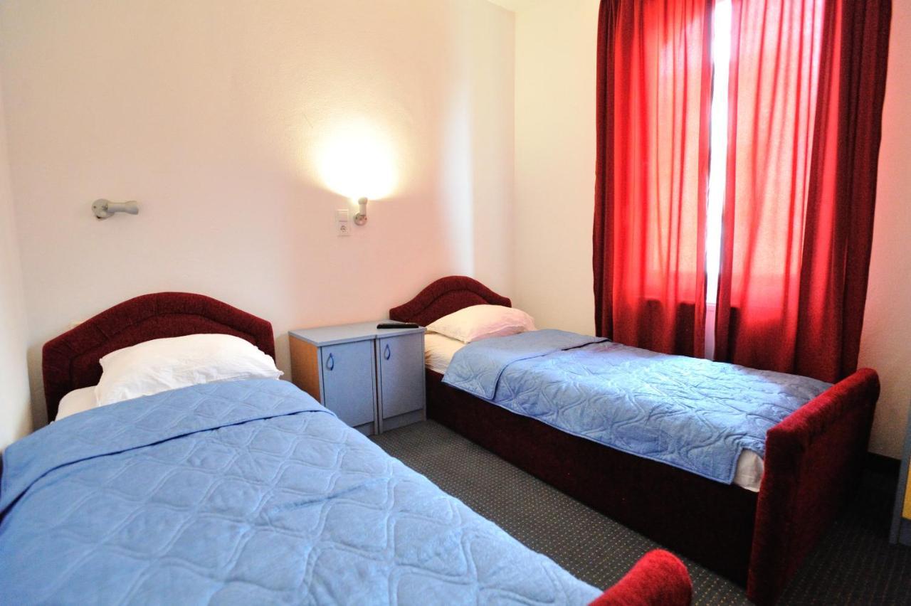Hotel Lav Neum Esterno foto